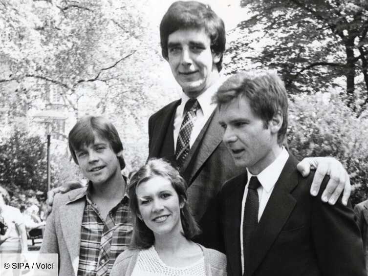 mort-de-peter-mayhew-chewbacca-mark-hamill-harrison-ford-george-lucas-les-stars-de-star-wars-lui-rendent-hommage.jpg