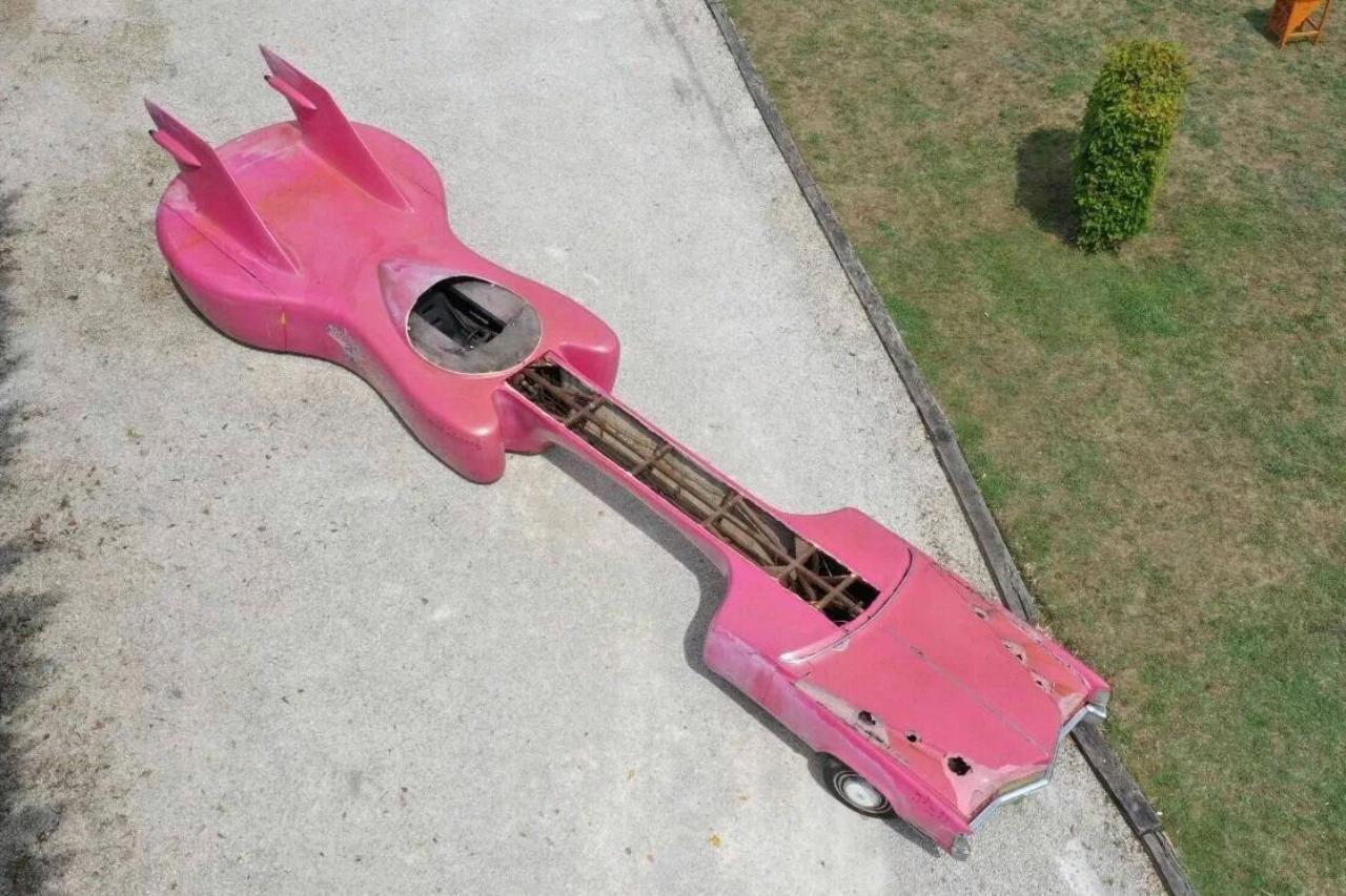 cadillac-guitar-car-elvis-1-bd.jpg